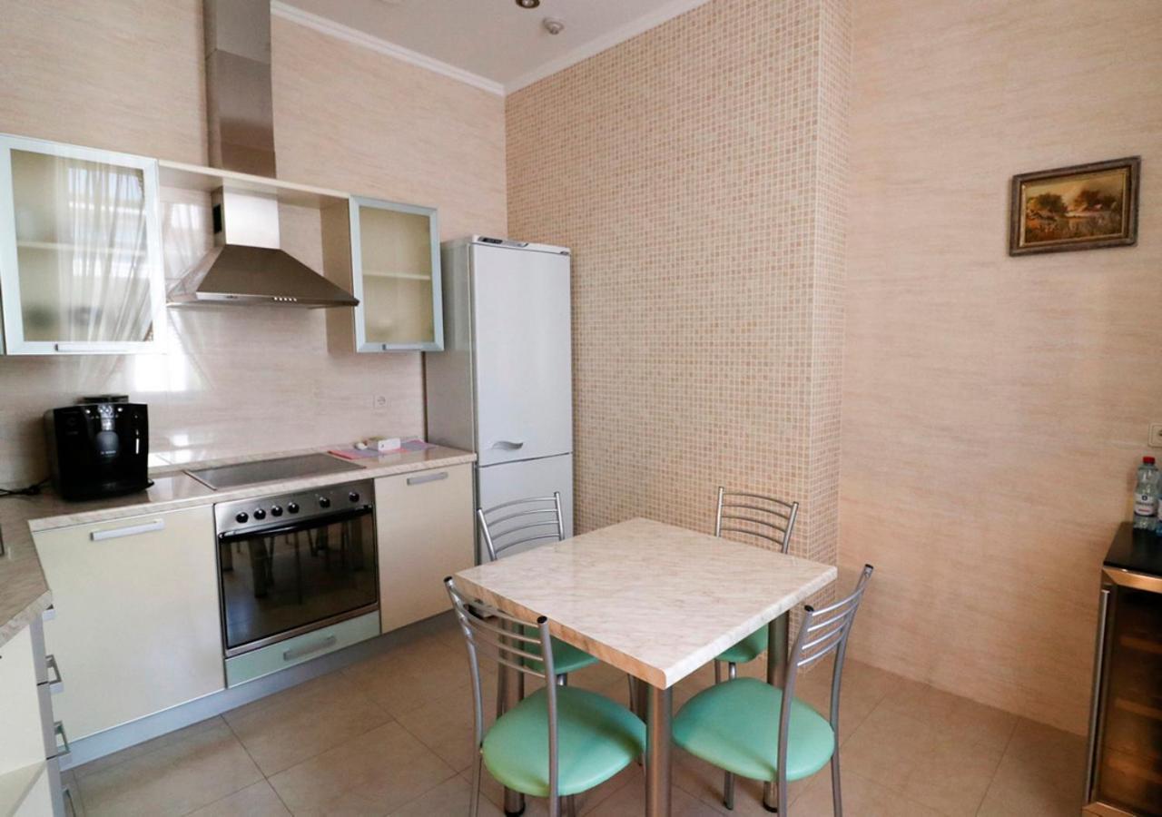 Vip Apartments Dipservice Hall Minsk Bagian luar foto