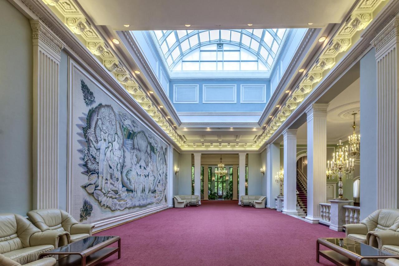 Vip Apartments Dipservice Hall Minsk Bagian luar foto
