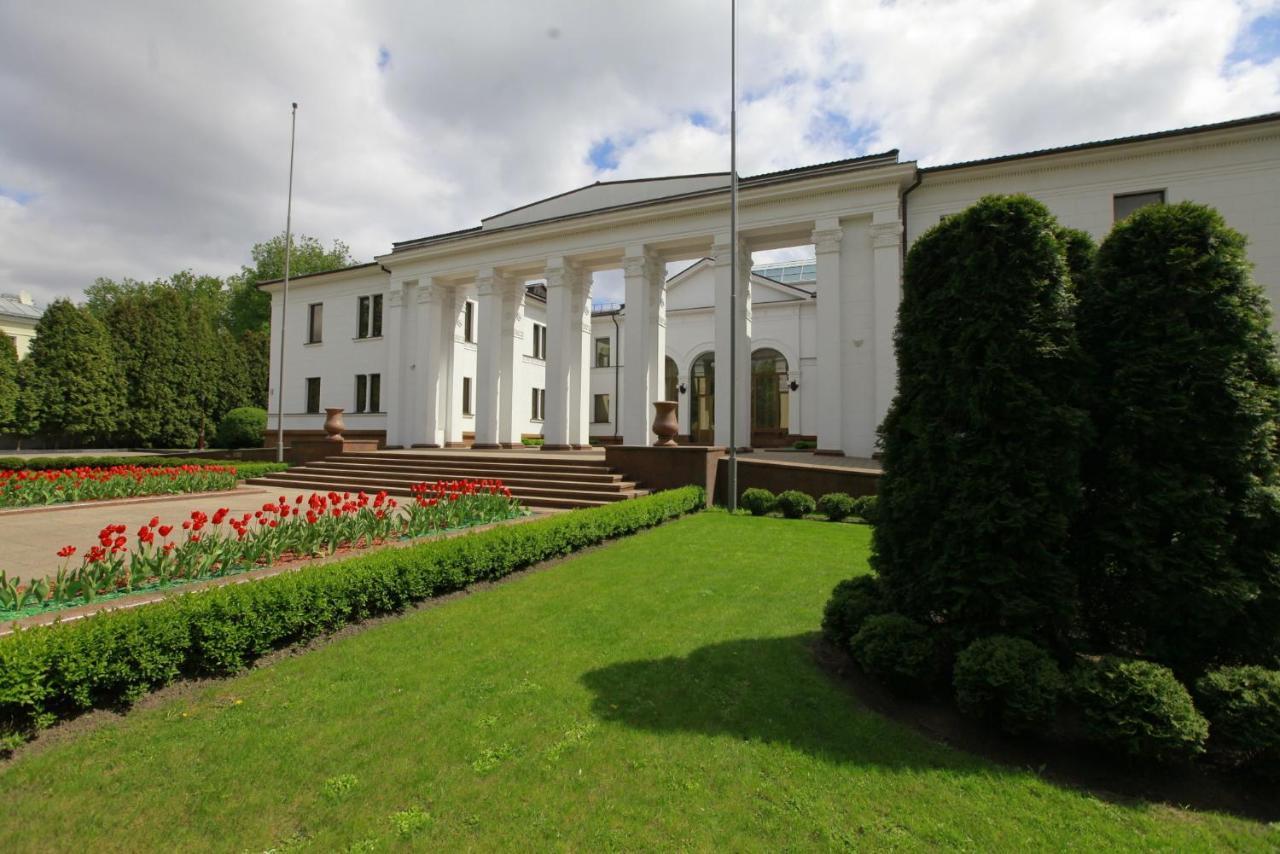 Vip Apartments Dipservice Hall Minsk Bagian luar foto