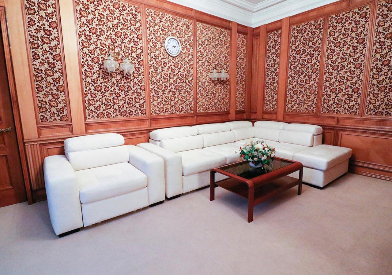 Vip Apartments Dipservice Hall Minsk Bagian luar foto