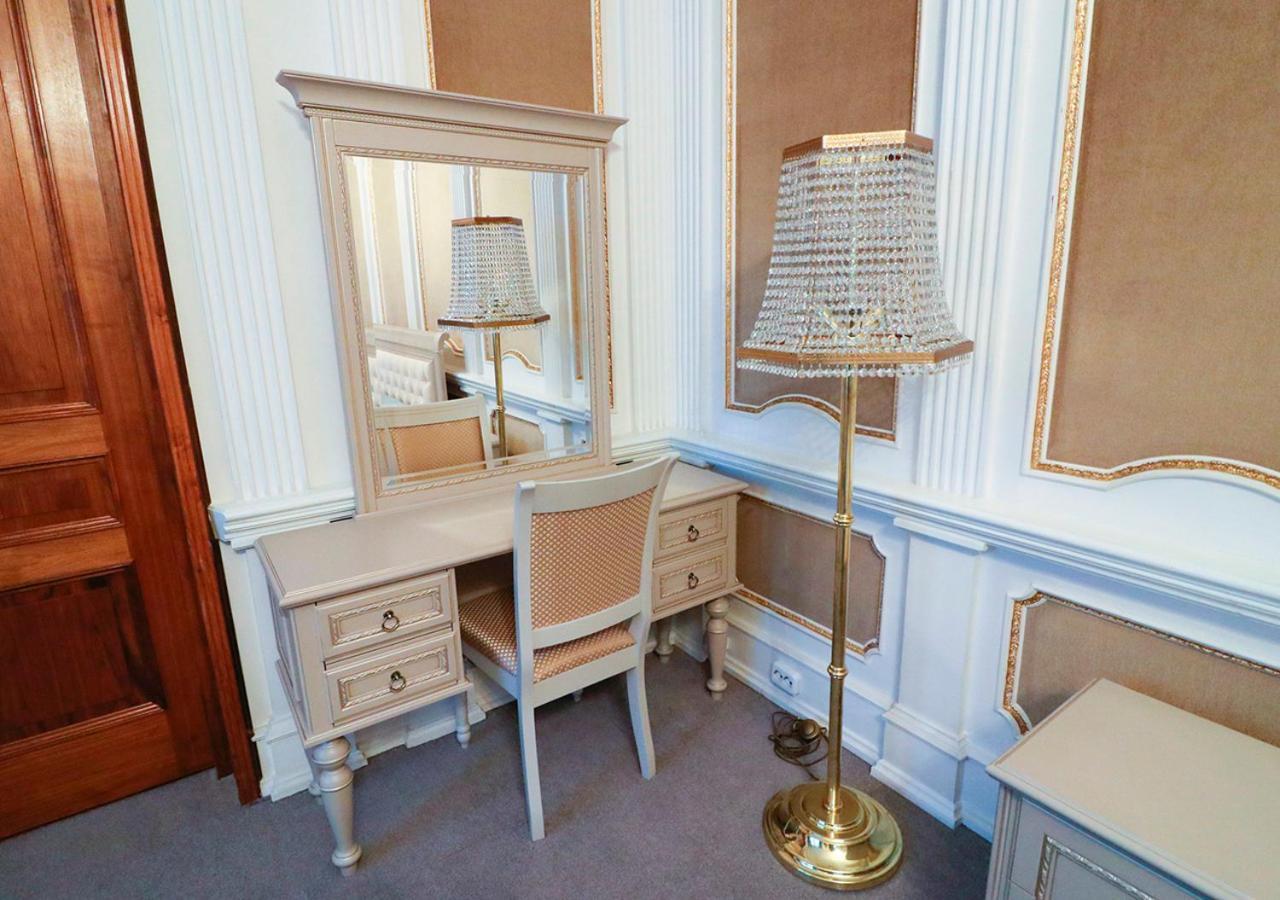 Vip Apartments Dipservice Hall Minsk Bagian luar foto