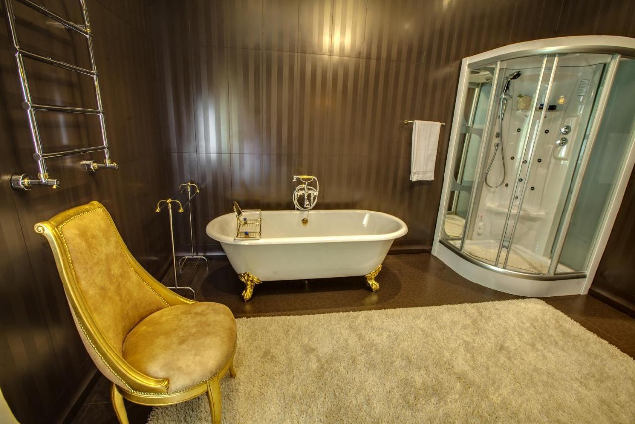 Vip Apartments Dipservice Hall Minsk Bagian luar foto