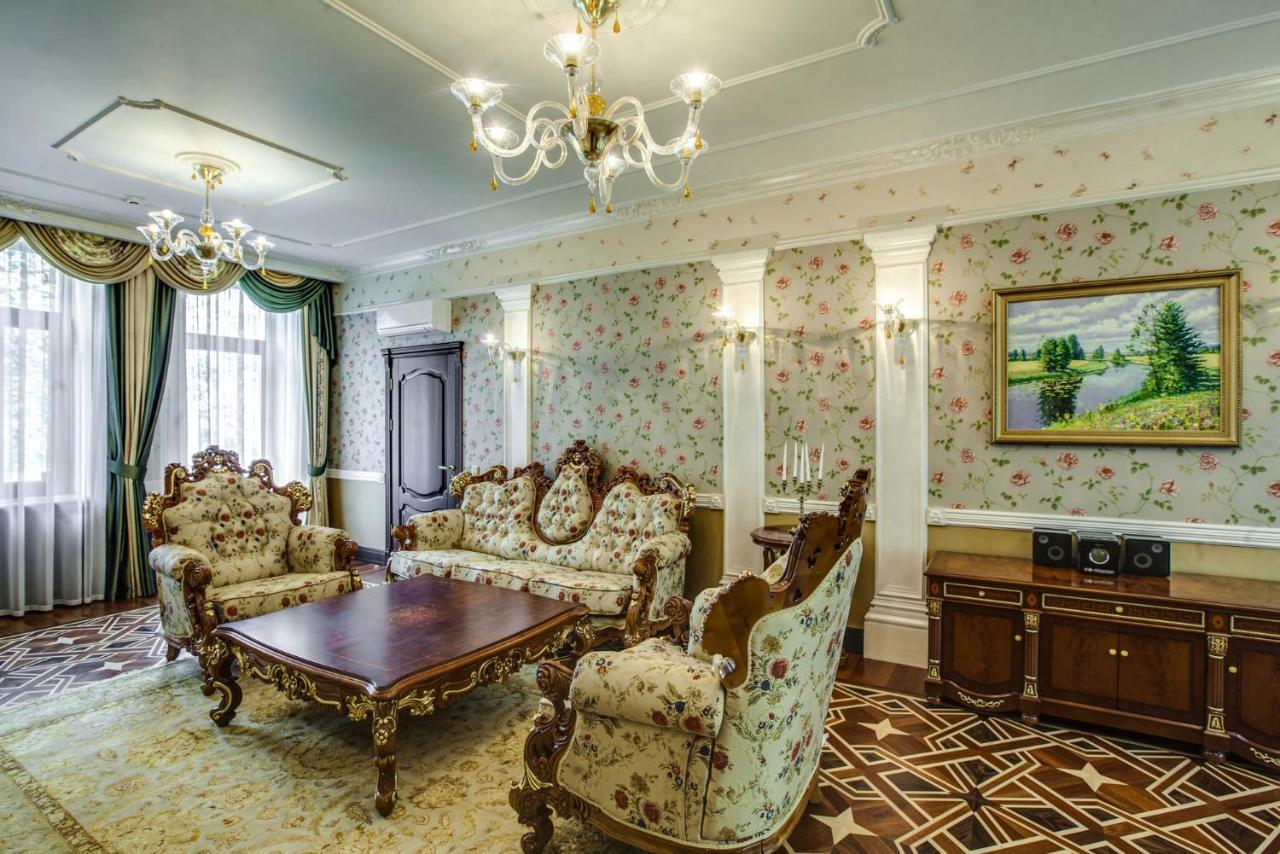 Vip Apartments Dipservice Hall Minsk Bagian luar foto