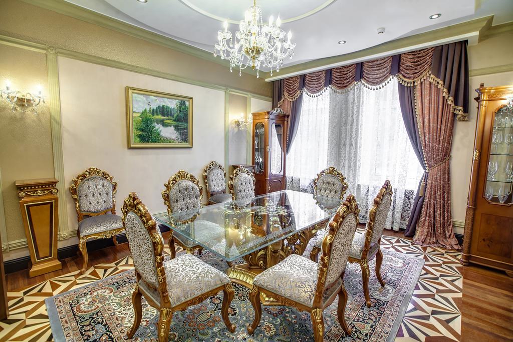 Vip Apartments Dipservice Hall Minsk Bagian luar foto